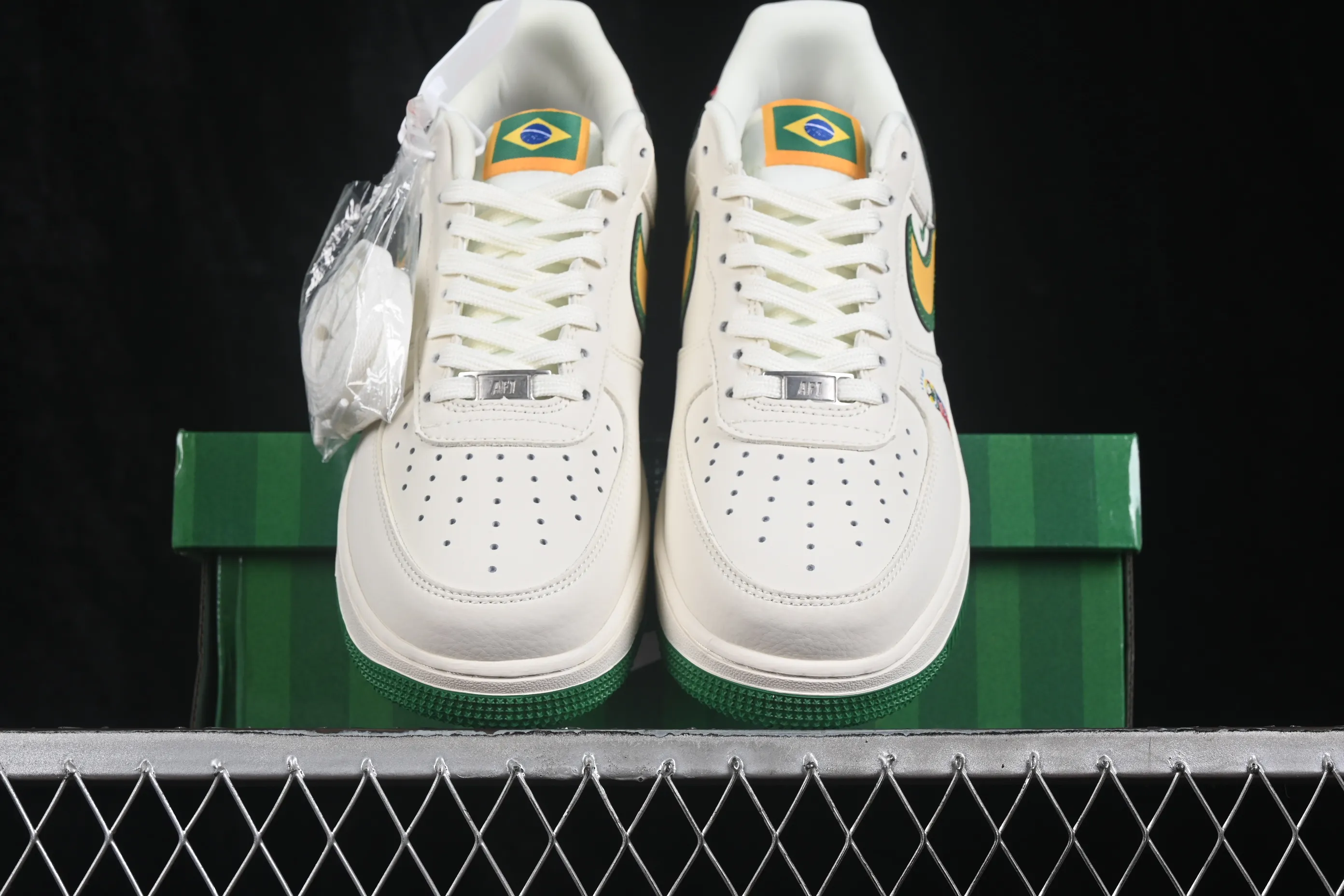 All Categories Nk Air Force 1 Air Force Series Nk Air Force 1 Low Air Force Low Nike Air Force 1'07 Low World Cup Theme Air Force One Low Casual Shoes DD1982-369
